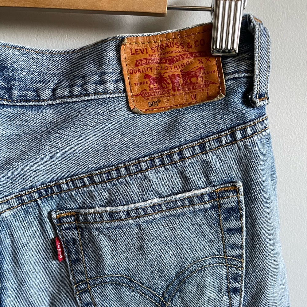 Levi’s Cut Offs - Picture 4 of 4